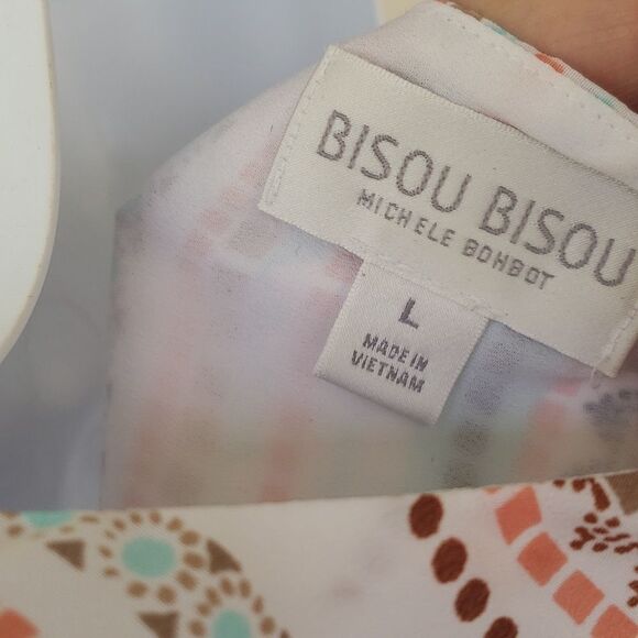 Bisou Bisou cold shoulder top size L - Picture 6 of 12